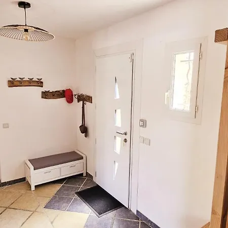 Familiale Surequipee 16p Piscine Babyfoot Billard Boulodrome Prázdninový dům