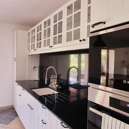 Prázdninový dům Familiale Surequipee 16p Piscine Babyfoot Billard Boulodrome *